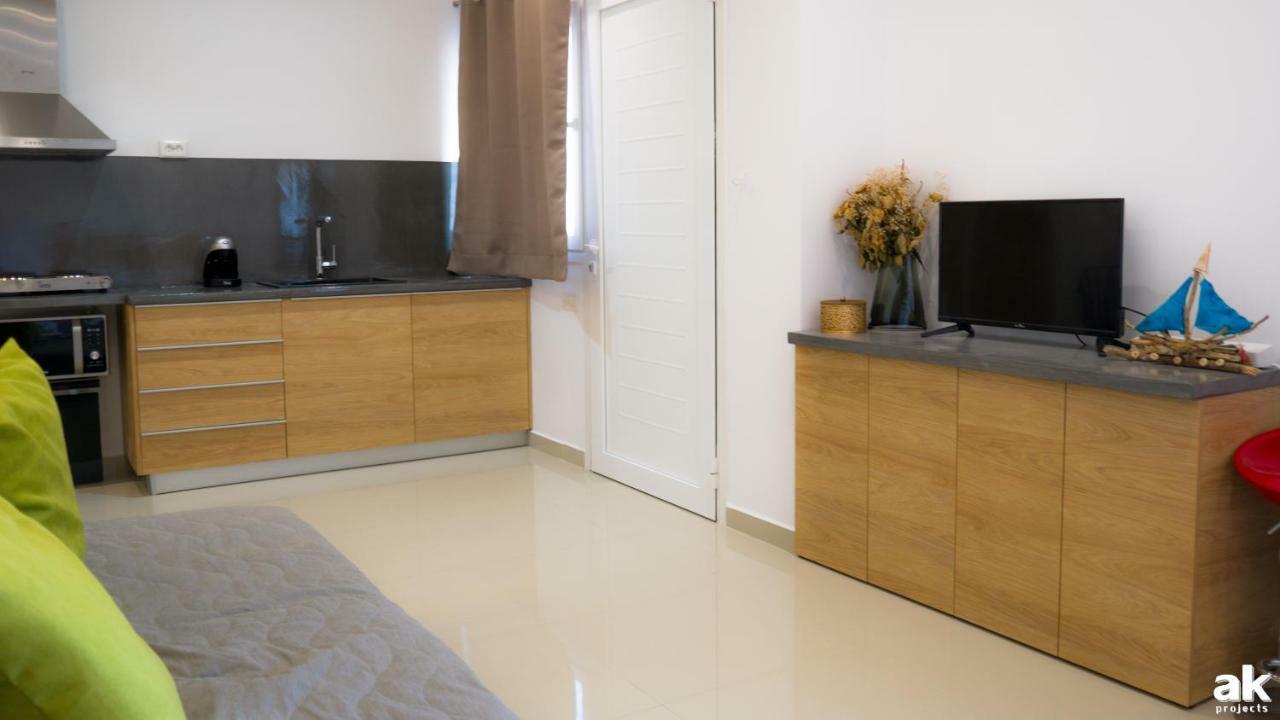 Airport Studio * Heraklion (Crete)
